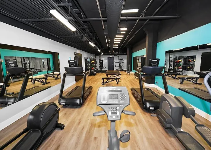 Mccormick 2br-2ba For 8 Guests With Optional Parking & Gym Apartment